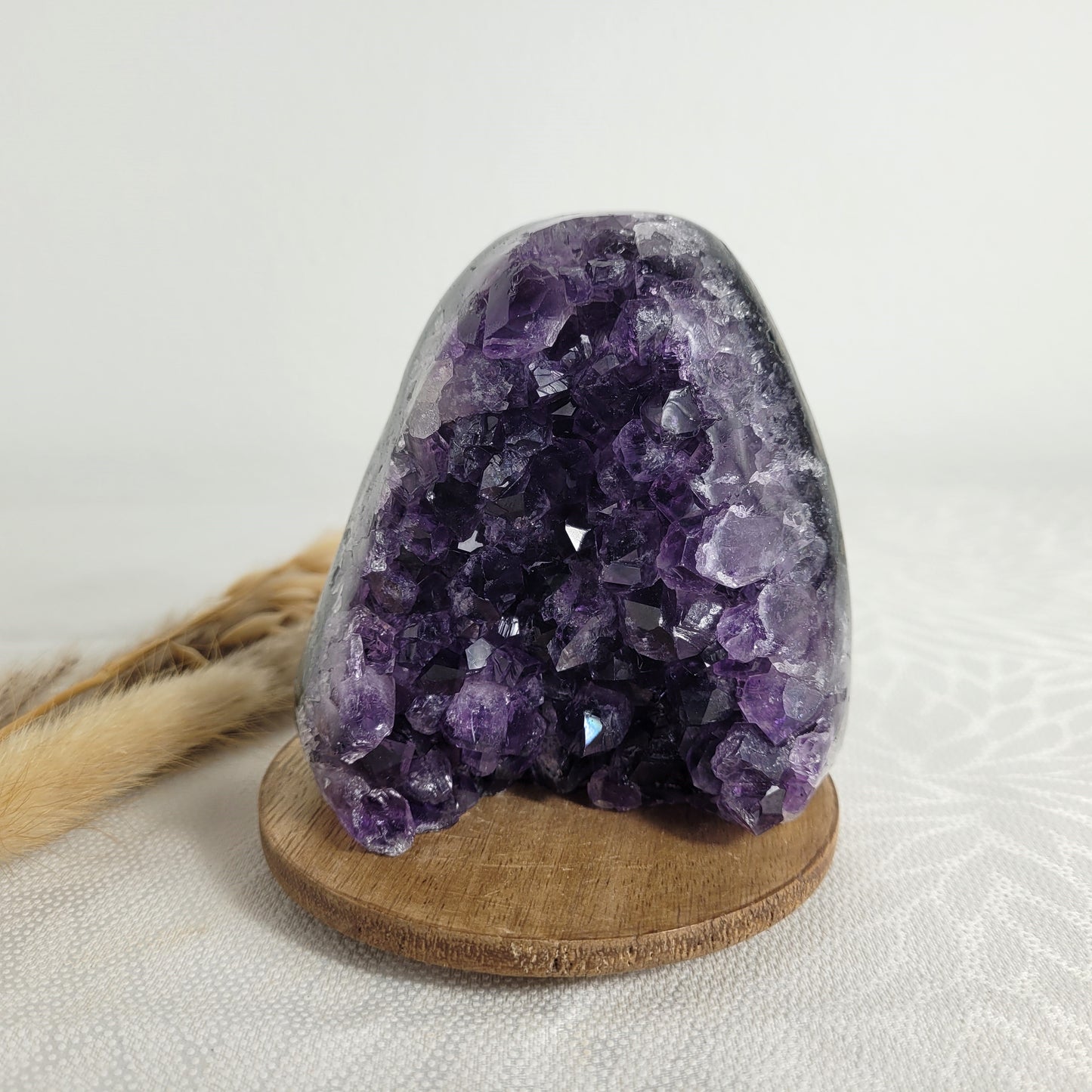 Amethyst Kristalldruse 9,7x9,2cm, 873g