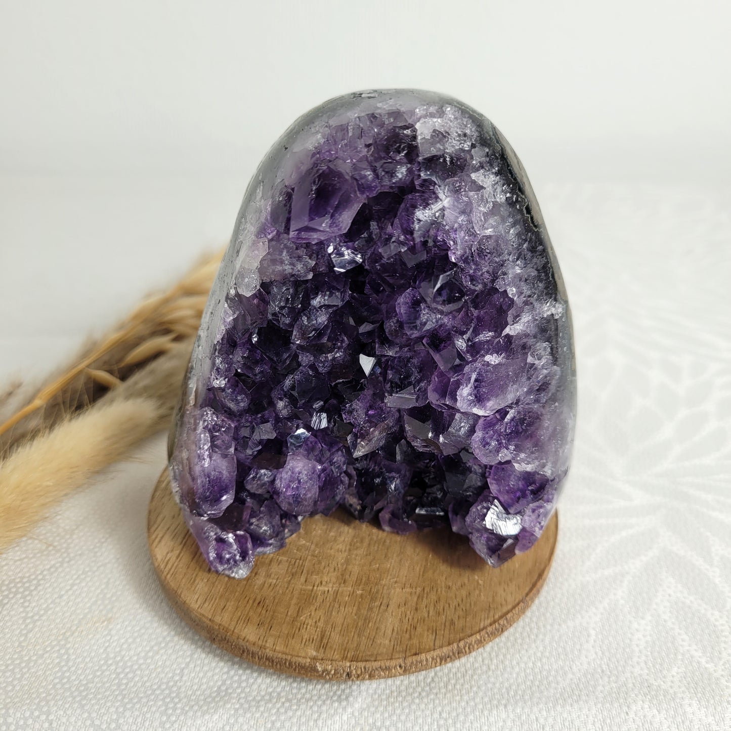 Amethyst Kristalldruse 9,7x9,2cm, 873g