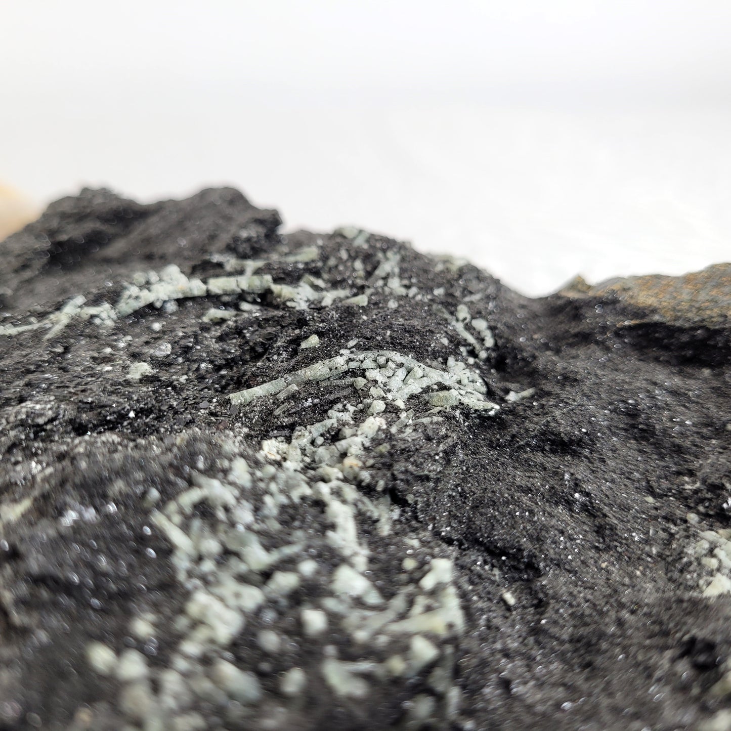 Beryll Kristalle auf Glimmerschiefer alpine Mineralien