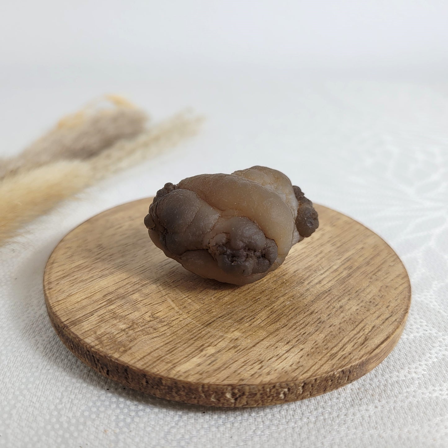 Chalcedon Knolle Wüsten Chalcedon 4,4x3,5cm, 49g