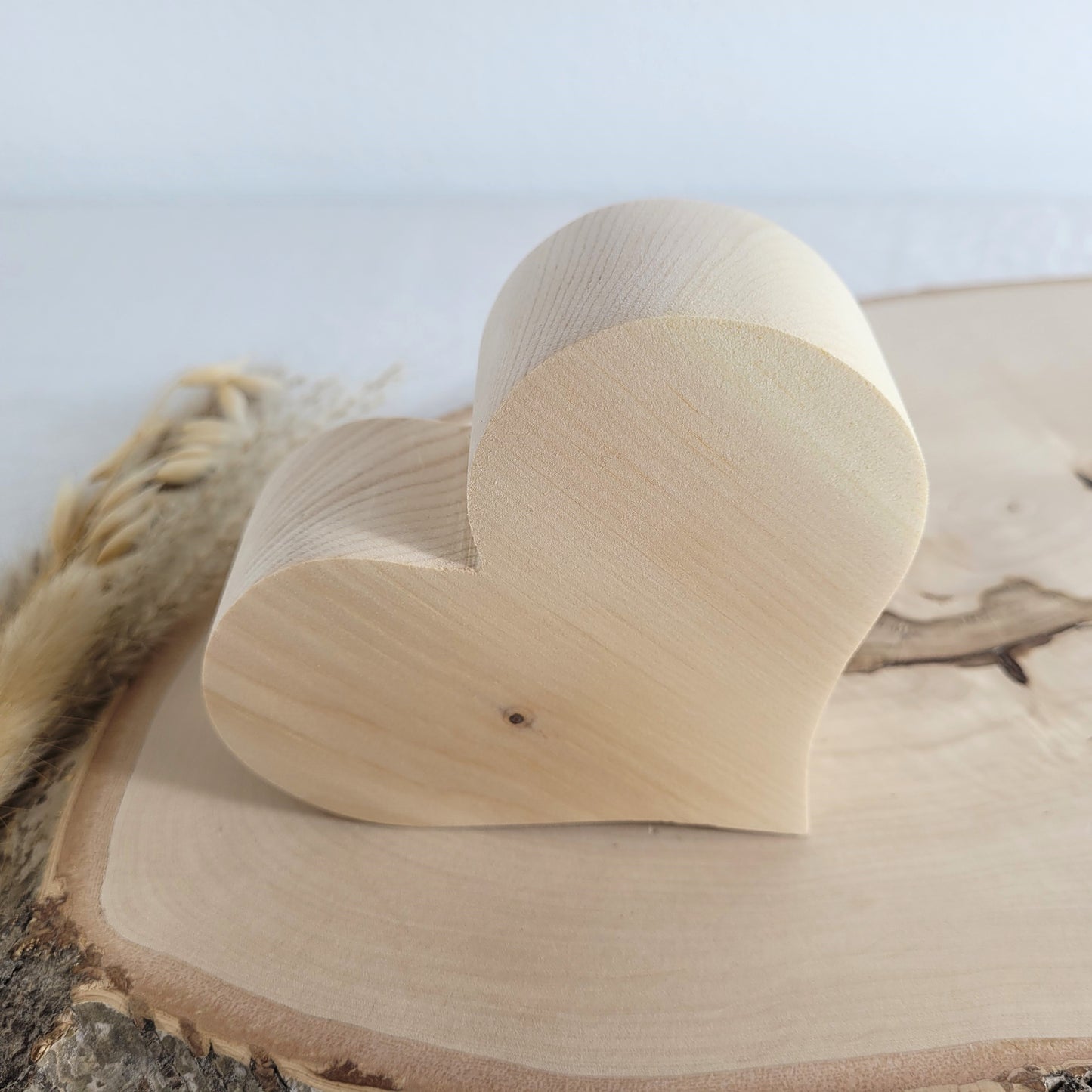 Zirbenholz Herz zum Aufstellen