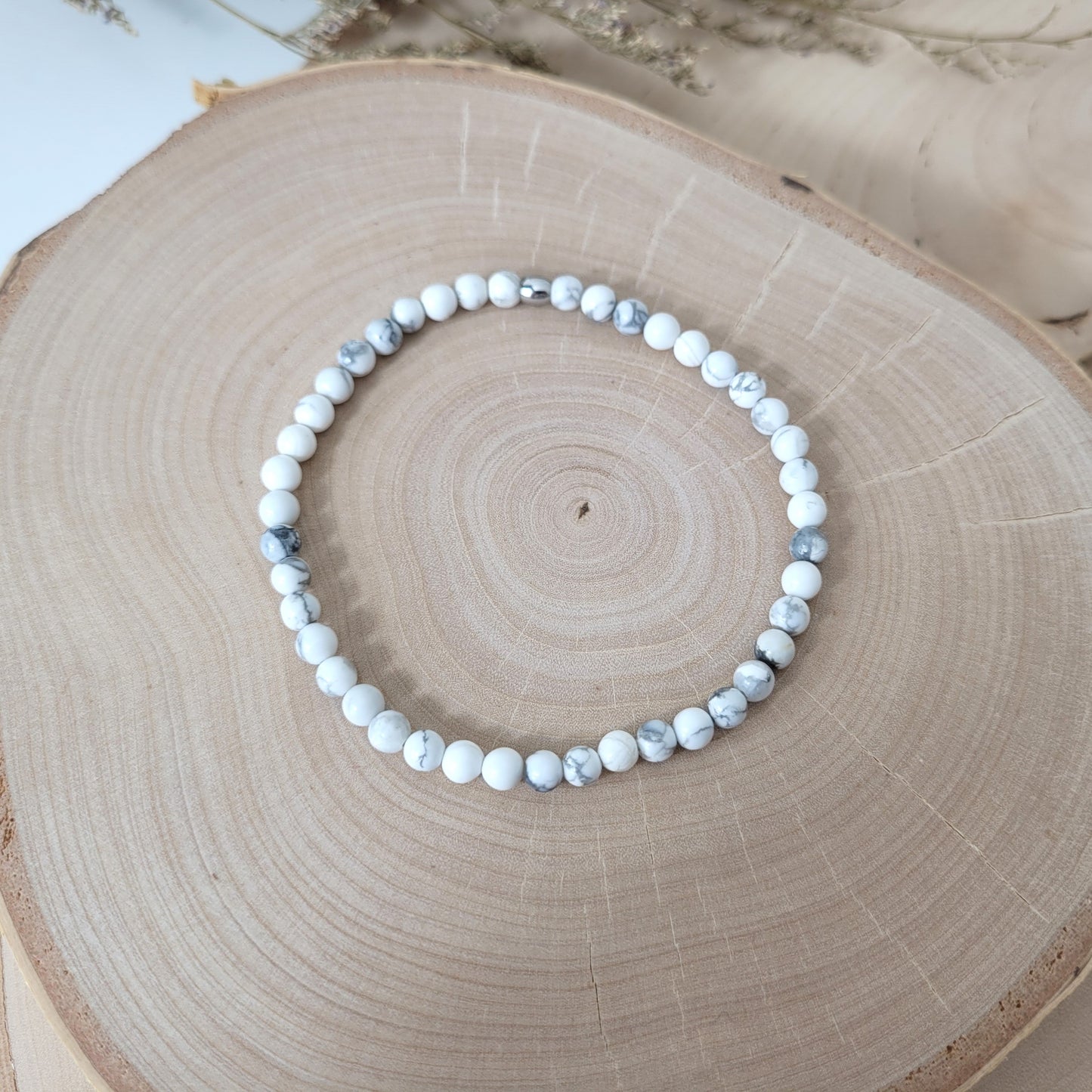 Magnesit Armband Kugeln 4mm