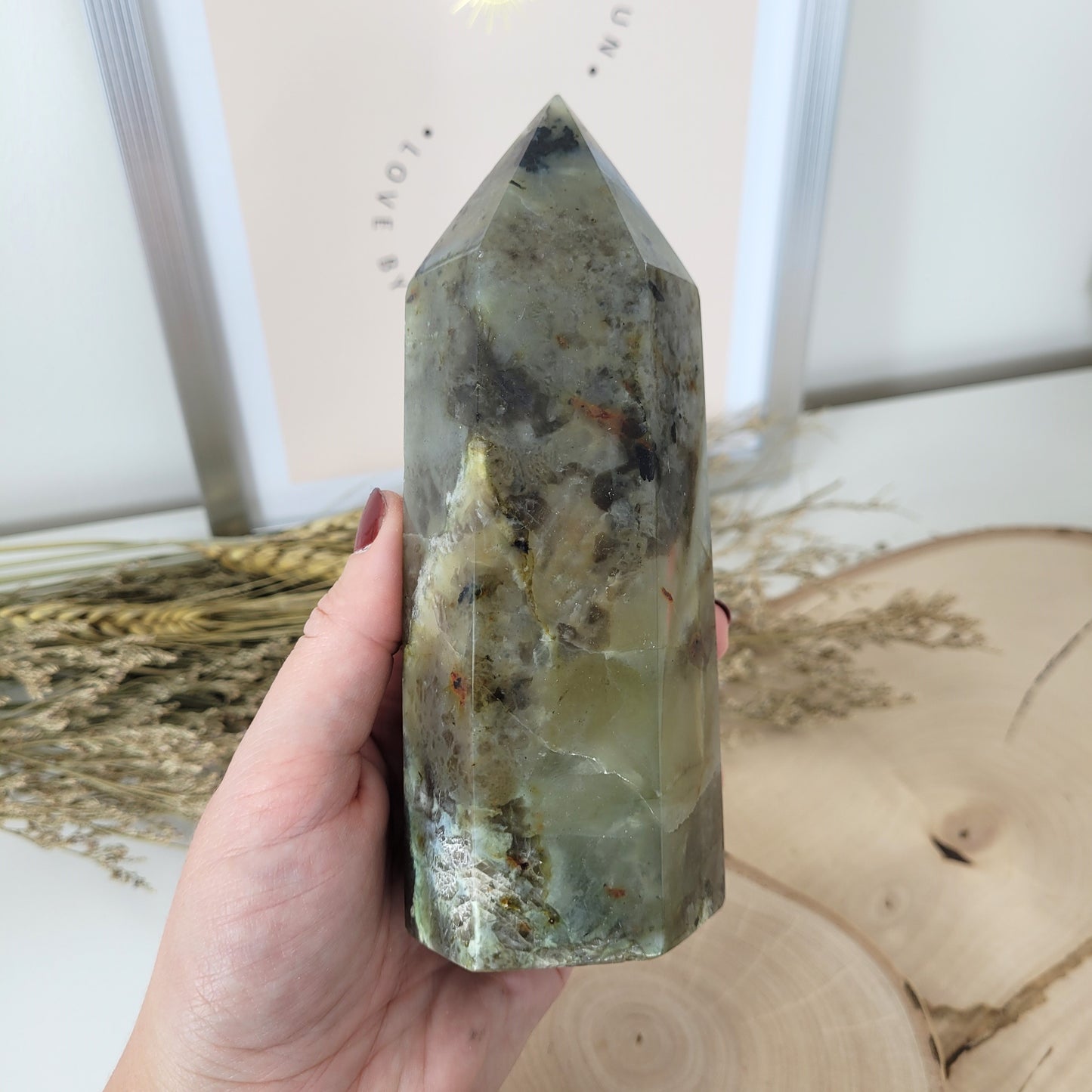 Grüner Mondstein Turm 15,1 x 5,9 cm