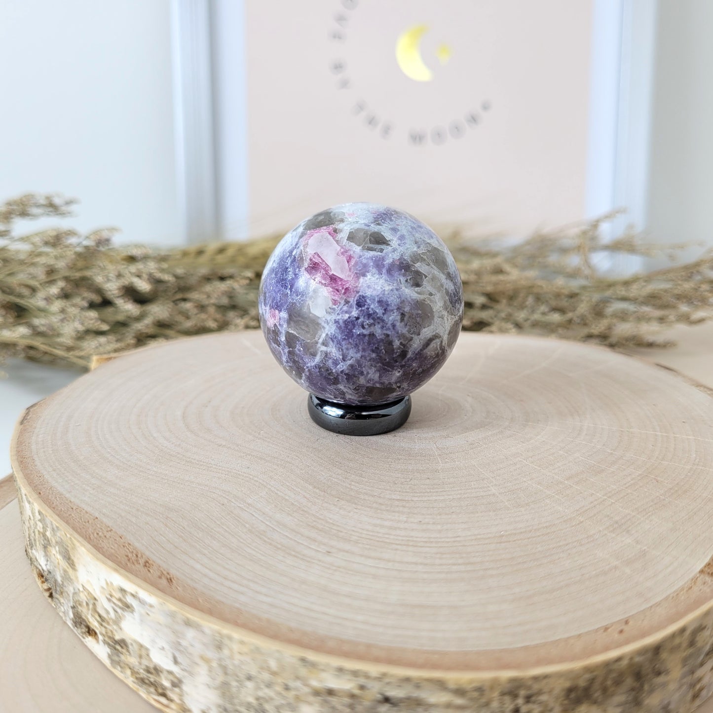 Pinker Turmalin in Lepidolith und Feldspat Unicorn Stone Kugel 4cm Durchmesser