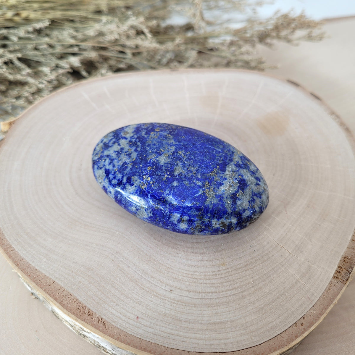 Lapis Lazuli Handstein 6,6 x 4,1cm, 99g