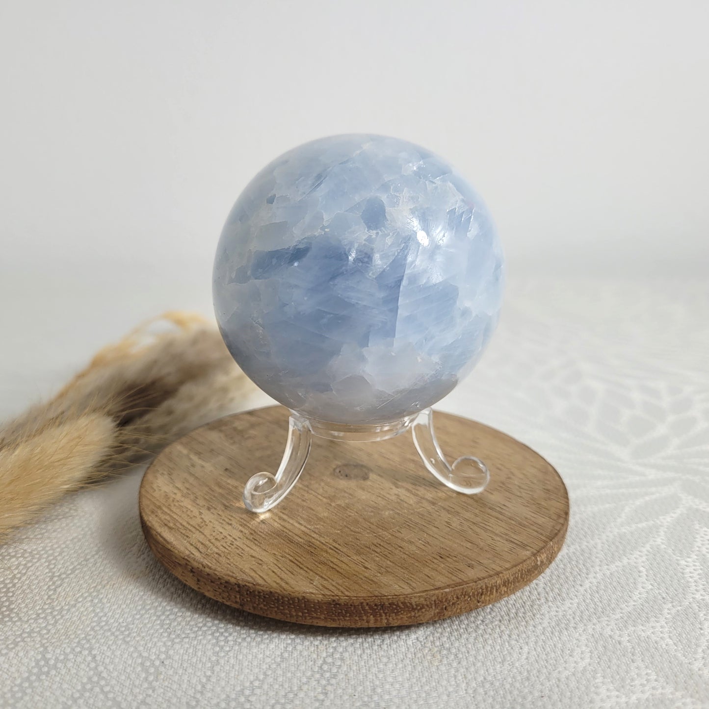 Blauer Calcit Kristallkugel