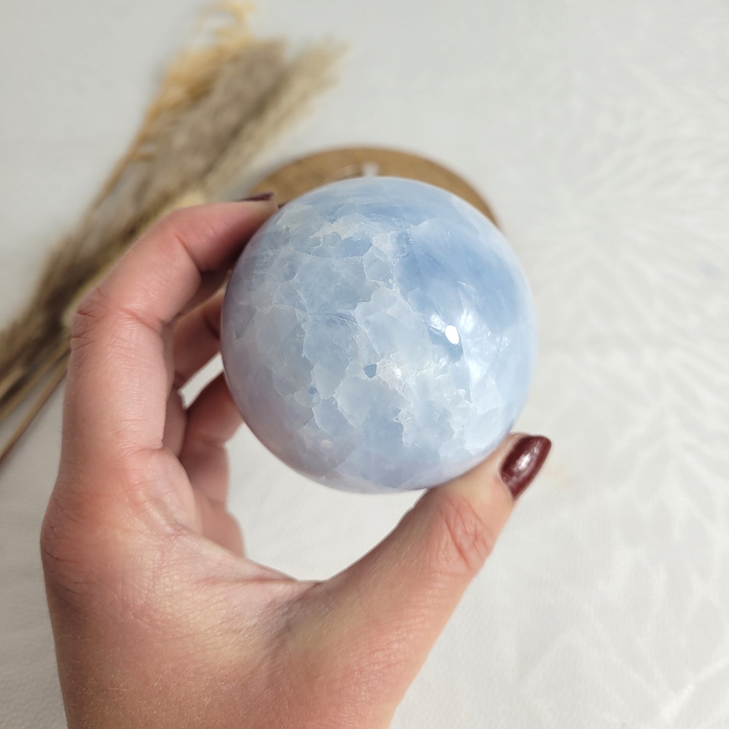 Blauer Calcit Kristallkugel