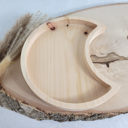Duftende Zirbenholz Schale Halbmond 18x11cm. Holzdekoration mit Liebe gefertigt aus heimischen Hölzern
