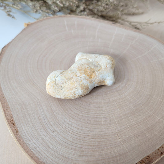 Menalit Opalknolle Schamanenstein 5,5 x 2,5 cm