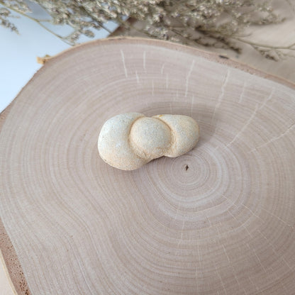 Menalit Opalknolle Schamanenstein 3,5 x 2 cm