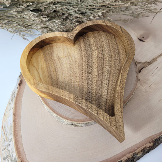 Nussholz Schale Herz 16 x 16 cm