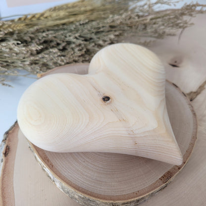 Zirbenholz Herz bauchig, Handschmeichler groß, 13 x 12 cm