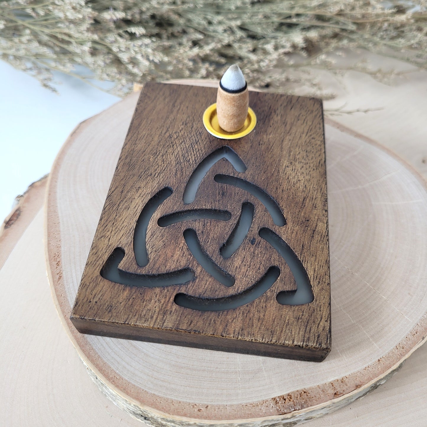 Backflow Räucherkegelhalter Trinitätsknoten Mangoholz