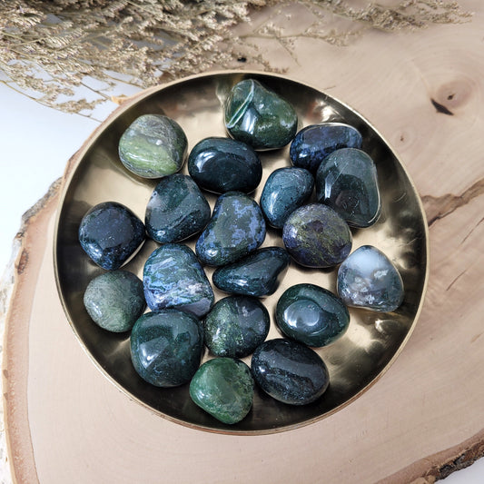 Moosachat Trommelstein