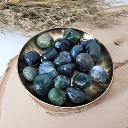 Moosachat Trommelstein