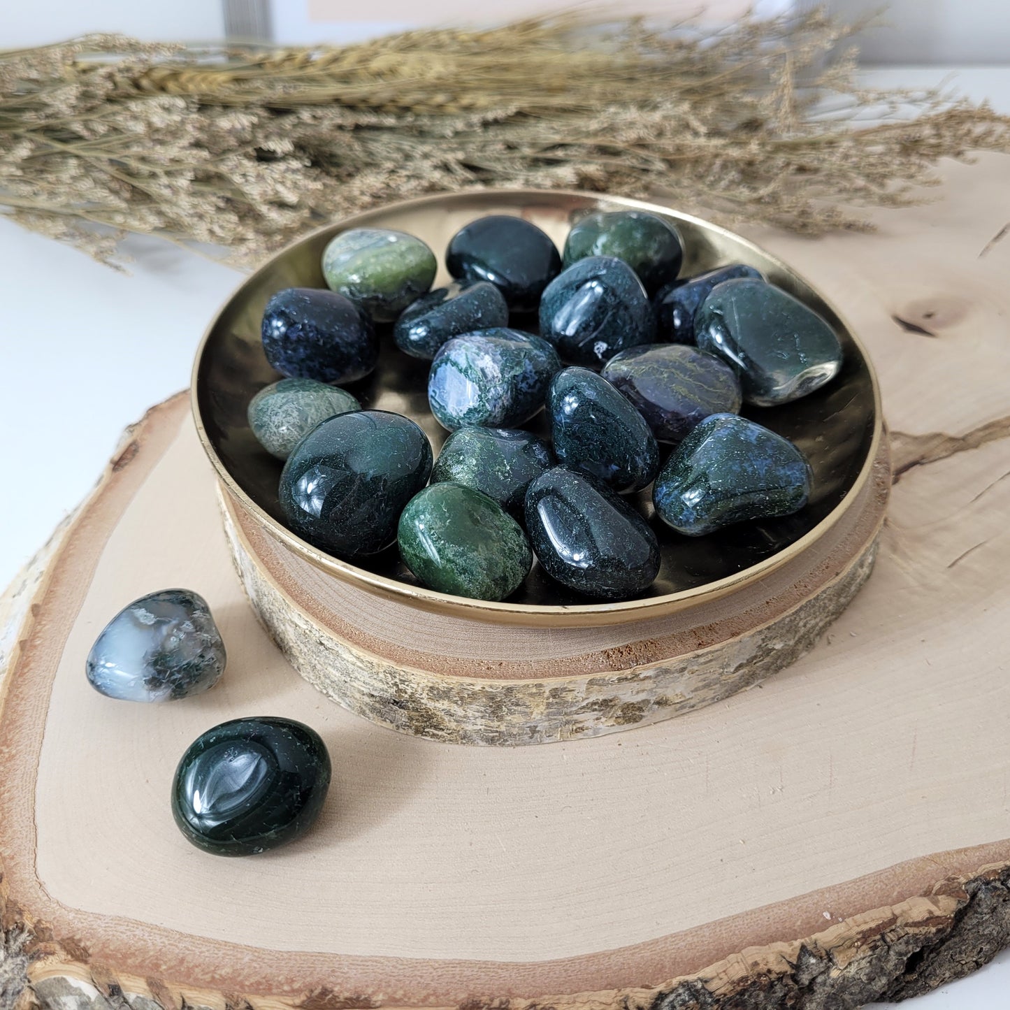 Moosachat Trommelstein