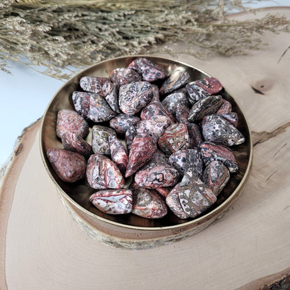 Leoparden Jaspis Trommelstein