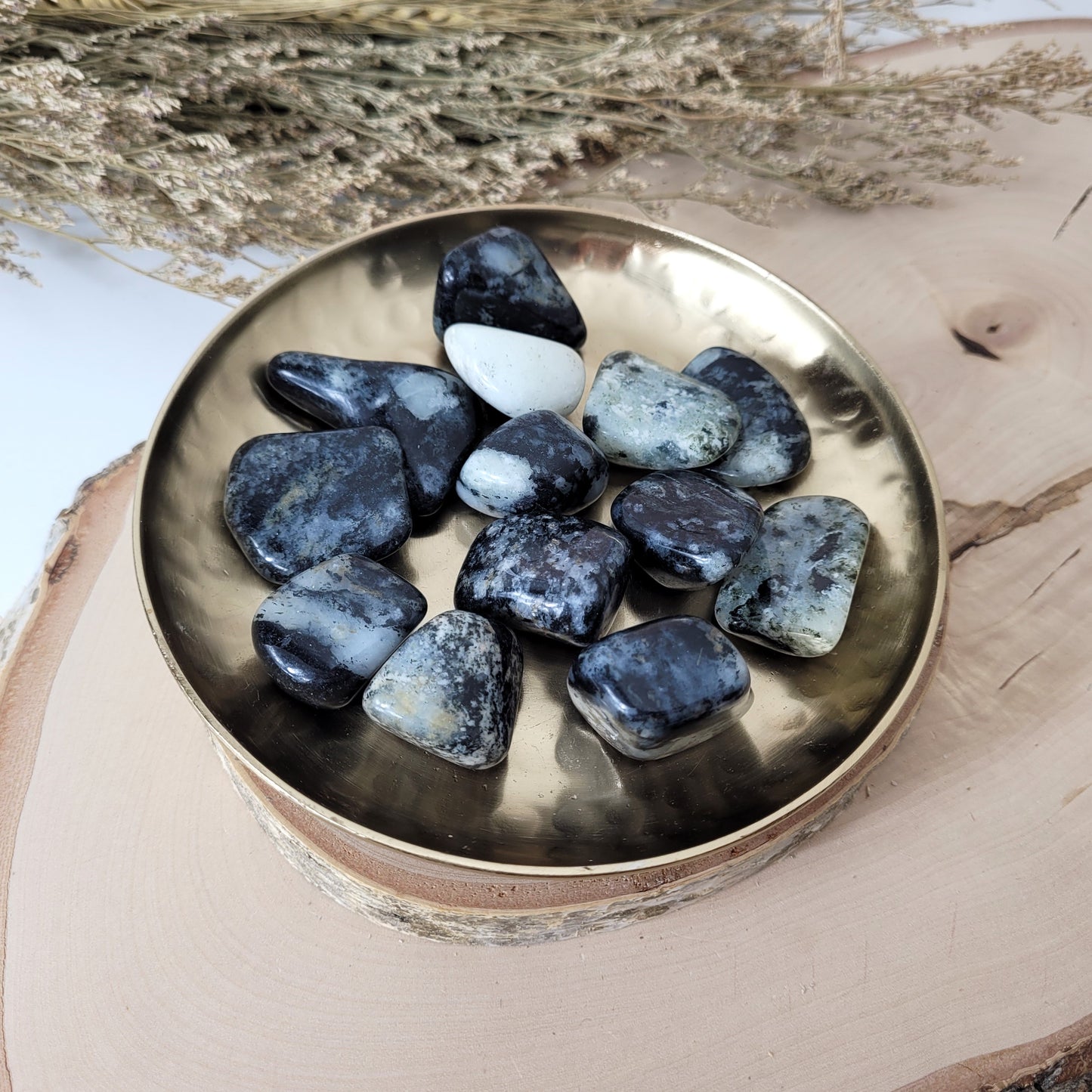 Pegmatit Nephelin Syenit Trommelstein