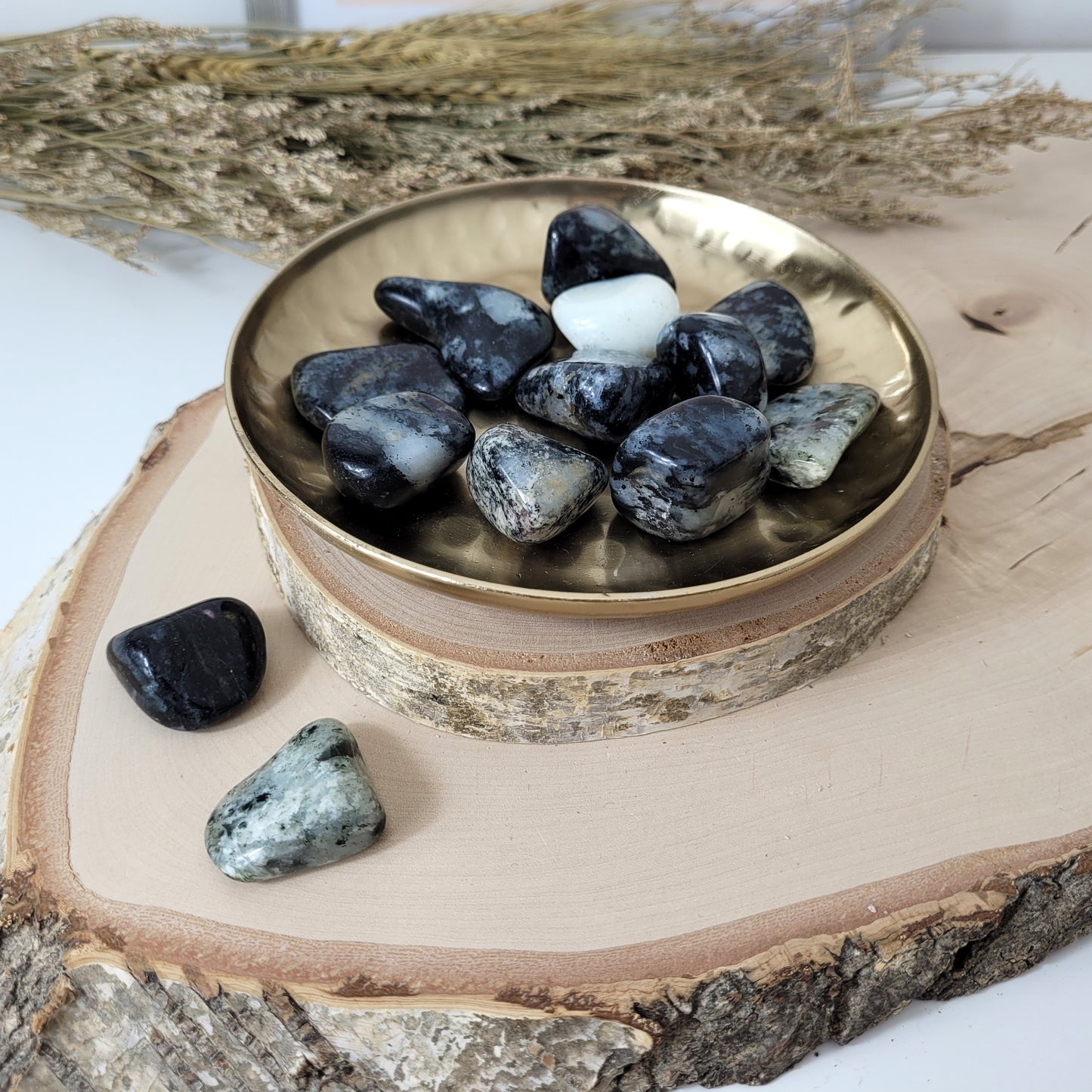 Pegmatit Nephelin Syenit Trommelstein