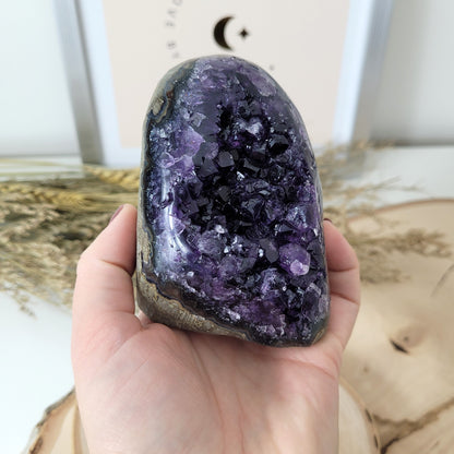Amethyst Kristalldruse 8,8 x 6,5cm, 512g