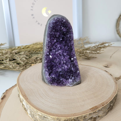 Amethyst Kristalldruse 9,6 x 6cm, 392g