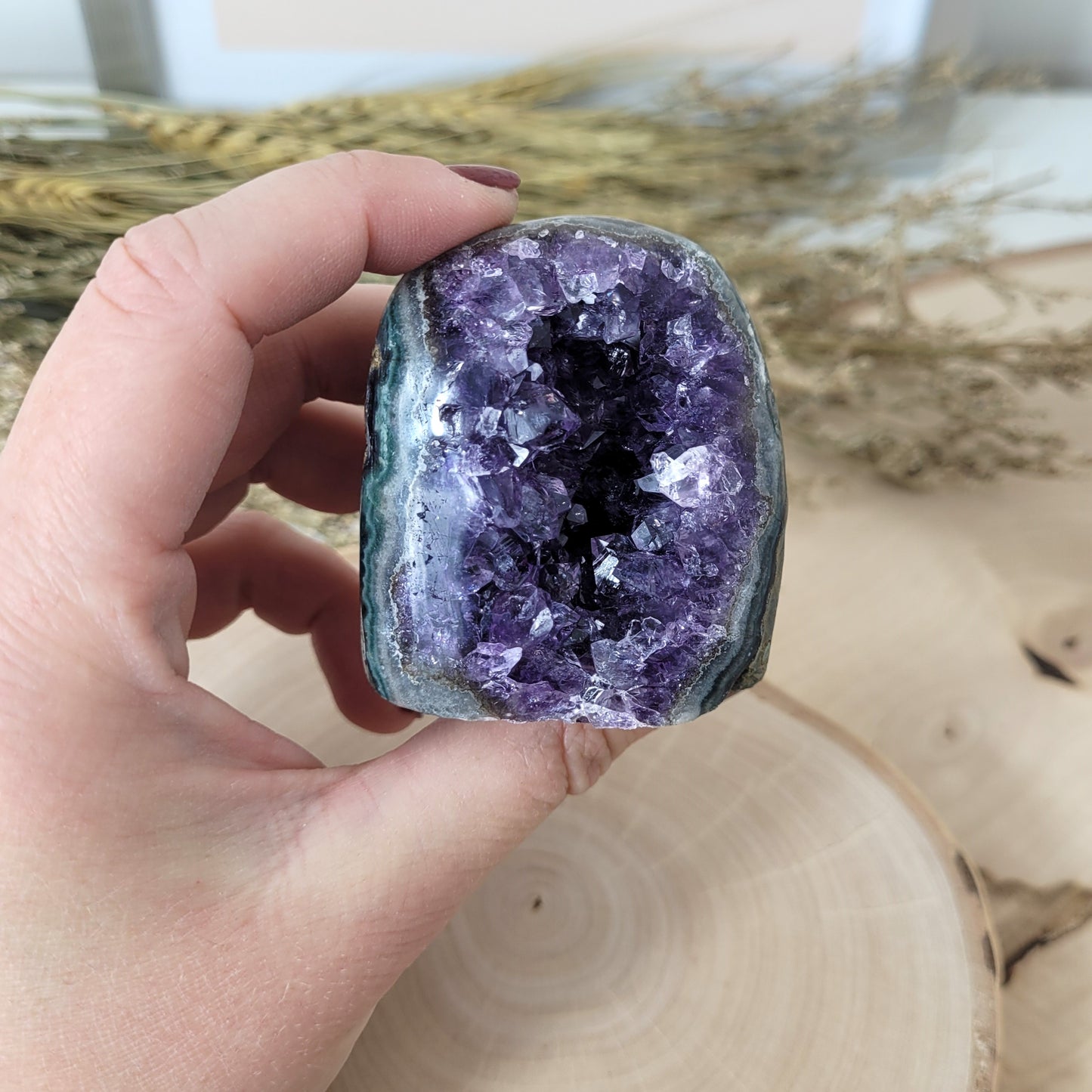 Amethyst Kristalldruse 5,1 x 5cm, 156g