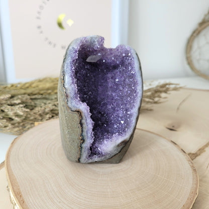 Amethyst Kristalldruse 9,5 x 5,6cm, 510g