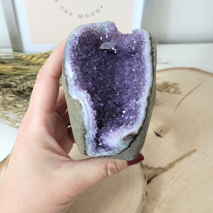 Amethyst Kristalldruse 9,5 x 5,6cm, 510g