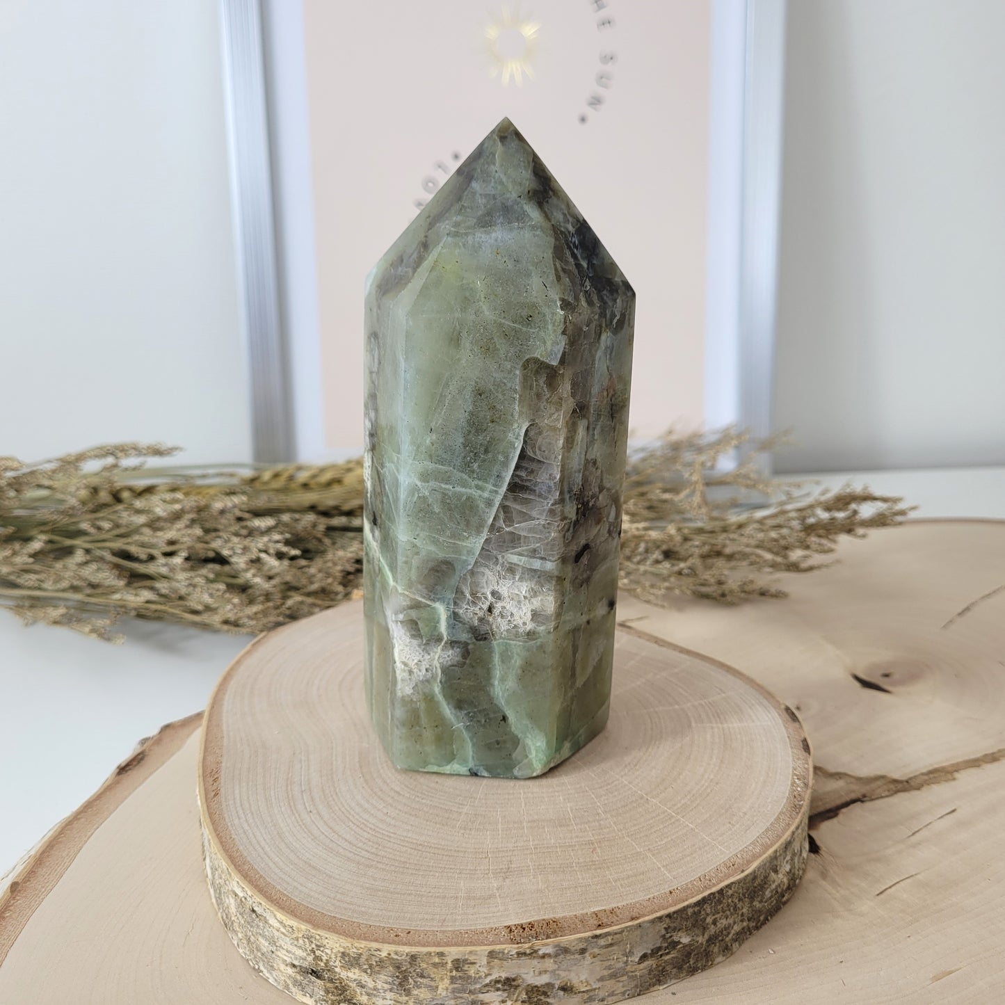 Grüner Mondstein Turm 14,4 x 5,9 cm