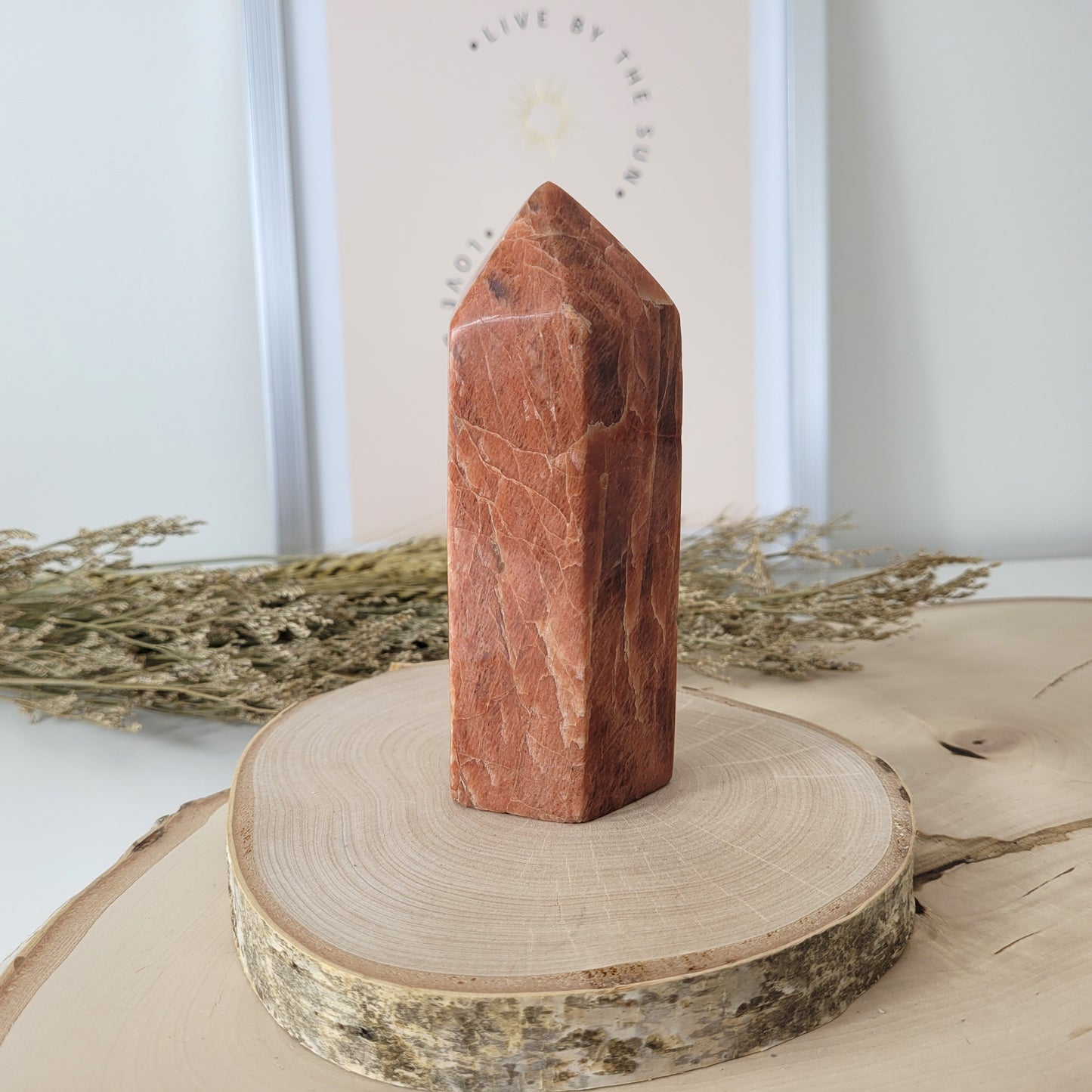 Aprikosenmondstein Turm 12,7 x 4,9 cm B-Ware