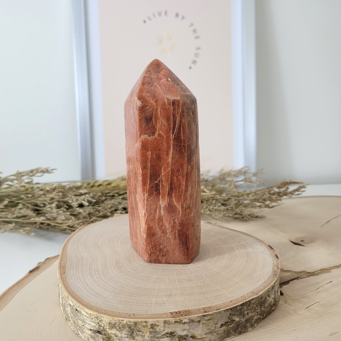 Aprikosenmondstein Turm 12,7 x 4,9 cm B-Ware