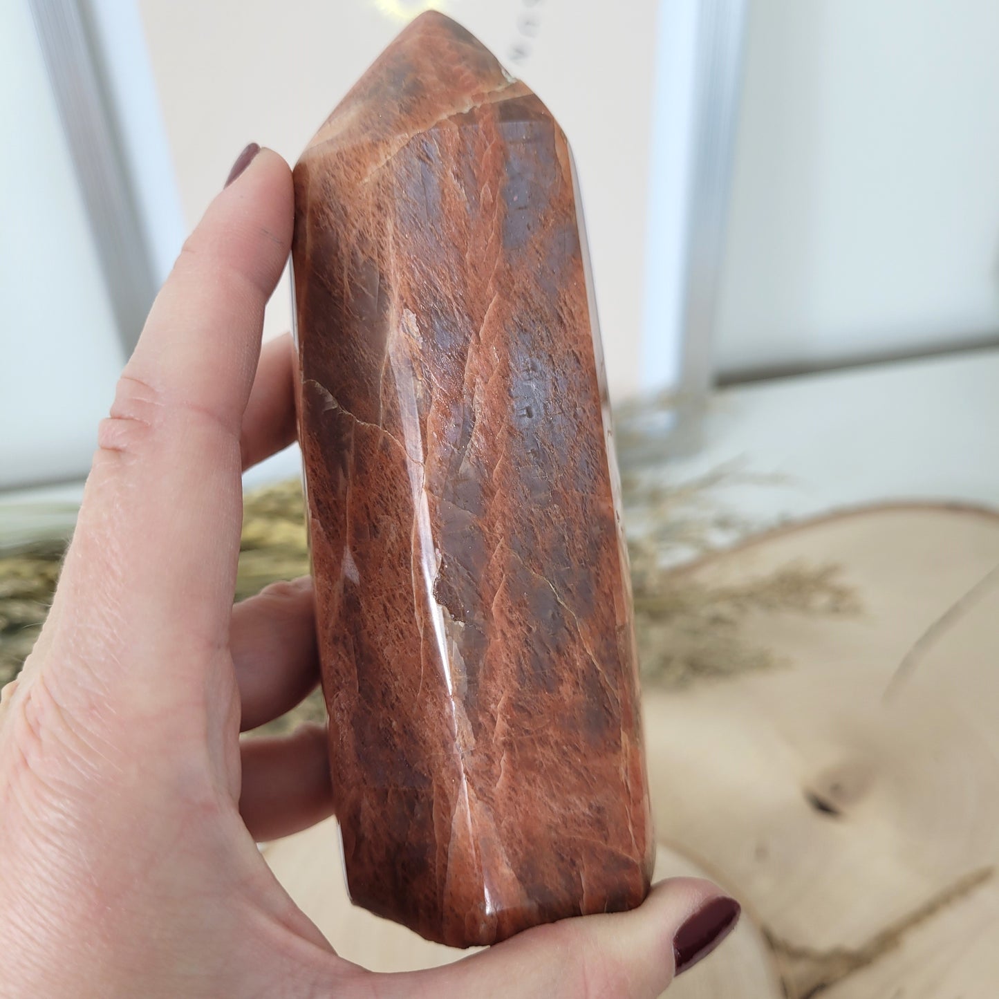 Aprikosenmondstein Turm 12,7 x 4,9 cm B-Ware