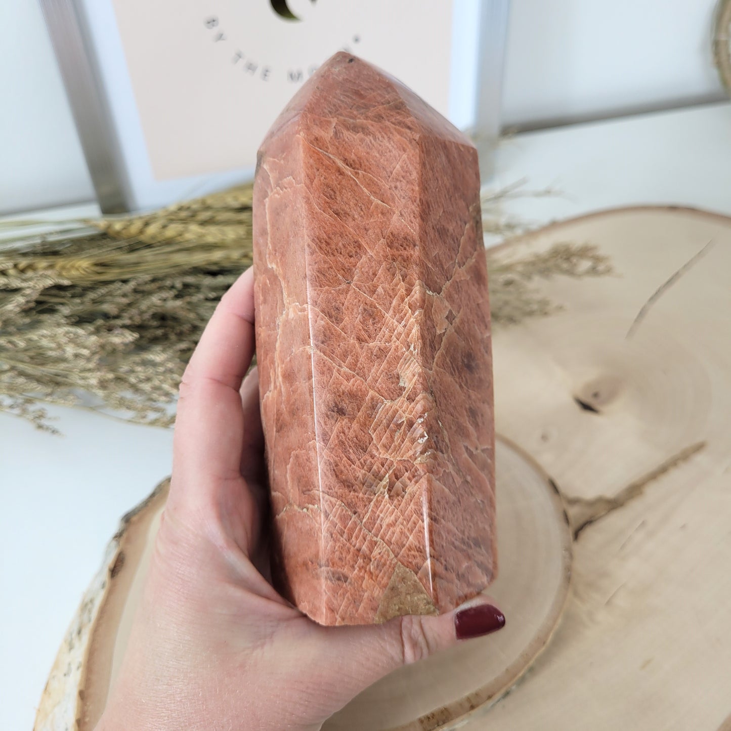 Aprikosenmondstein Turm 14,3 x 6,2 cm B-Ware