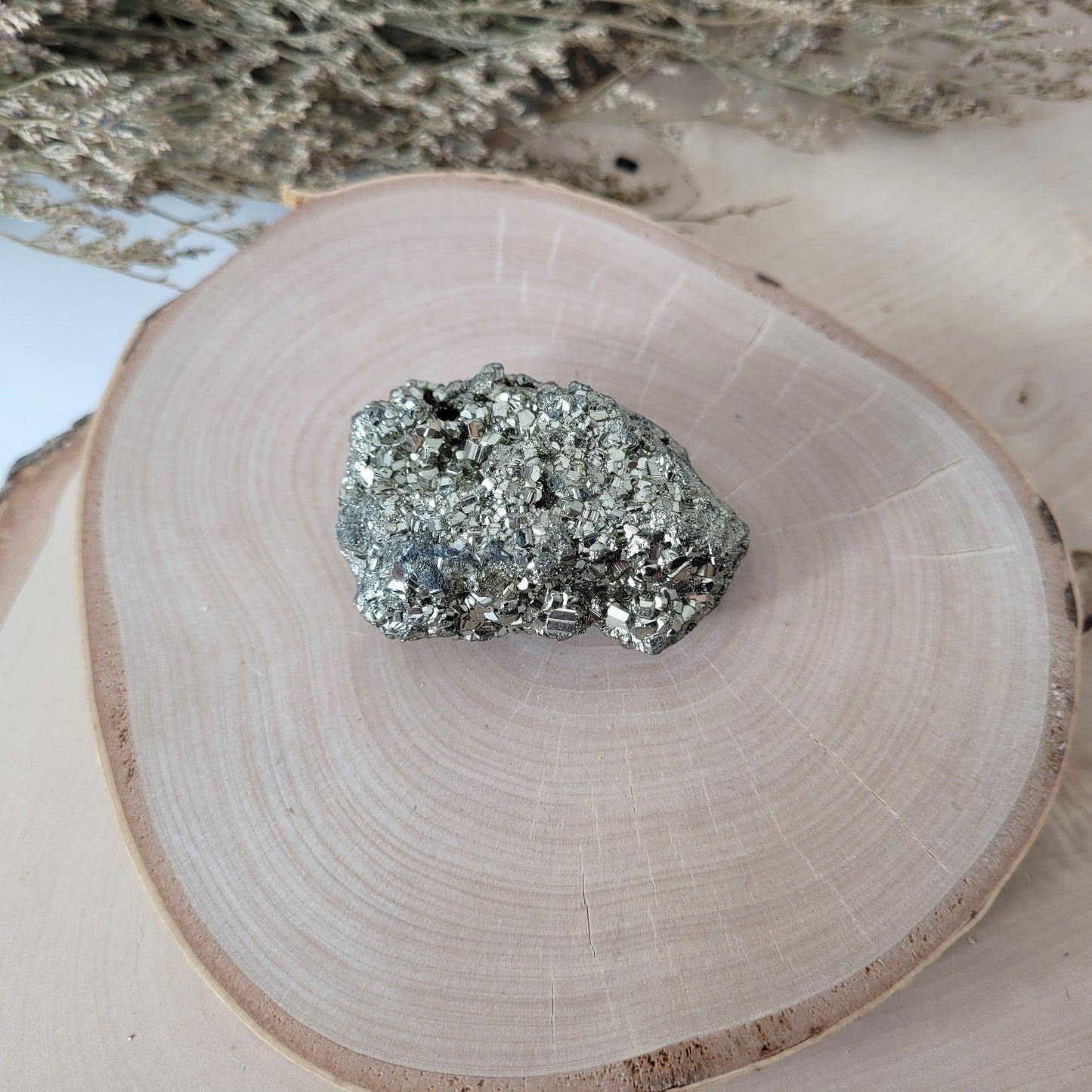 Pyrit Kristallstufe 5,6 x 3,4 cm