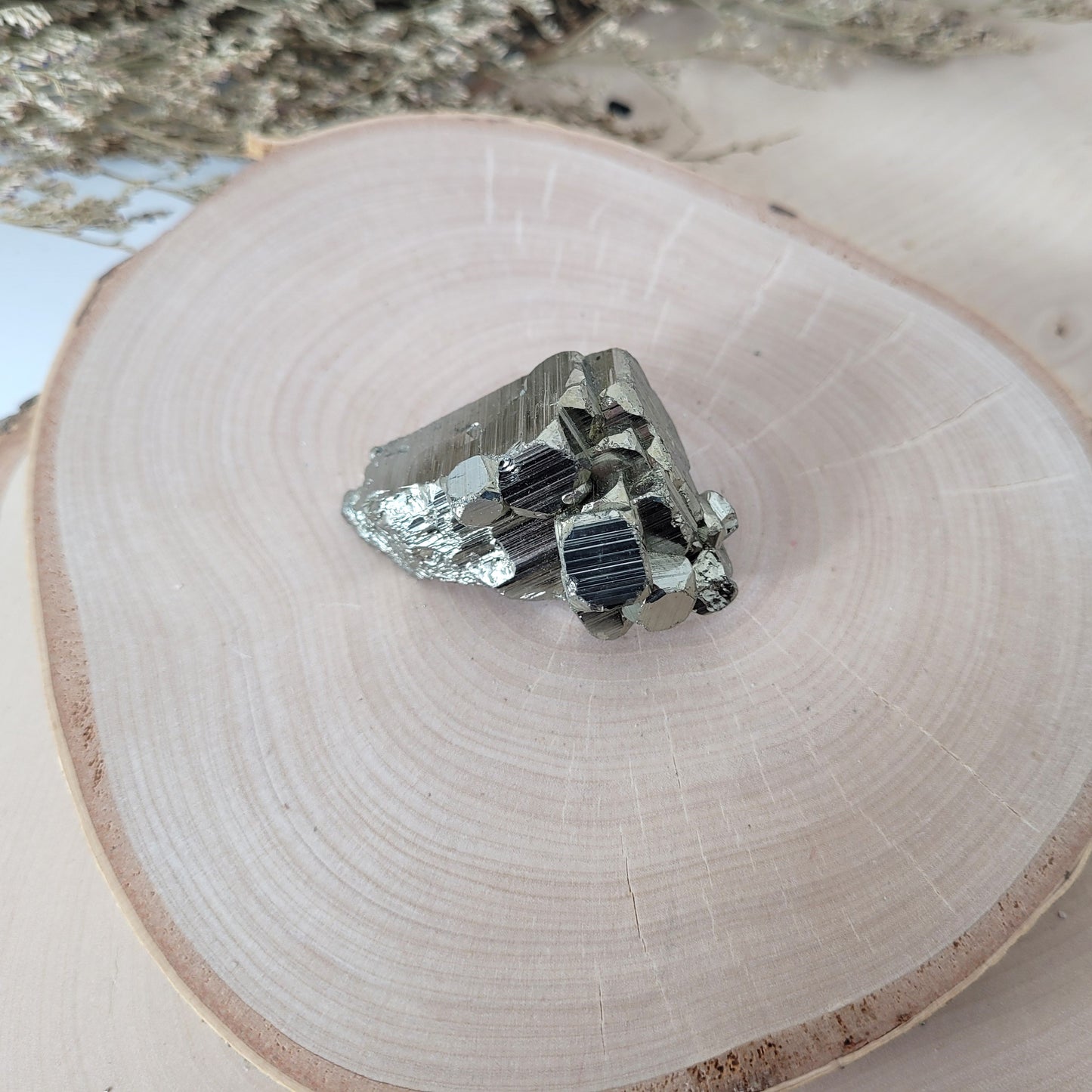 Pyrit Kristallstufe 5,1 x 3 cm