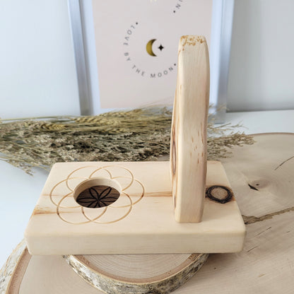 Zirbenholz Seelenlicht "Seelenweg" Teelichthalter mit Samen des Lebens Gravur, der Samen aus Nussholz
