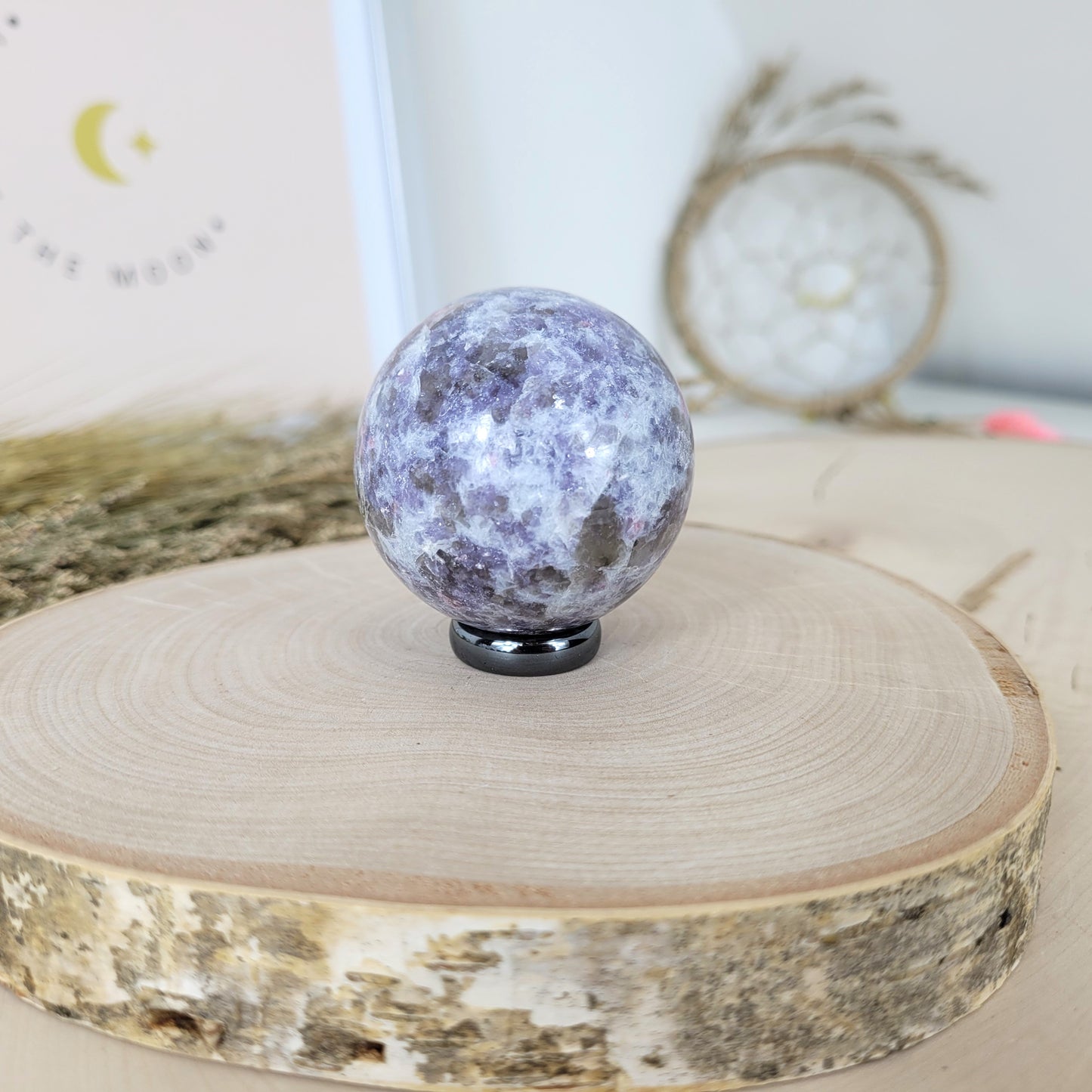 Pinker Turmalin in Lepidolith und Feldspat Unicorn Stone Kugel 4,5cm Durchmesser