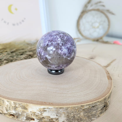 Pinker Turmalin in Lepidolith und Feldspat Unicorn Stone Kugel 4,7cm Durchmesser