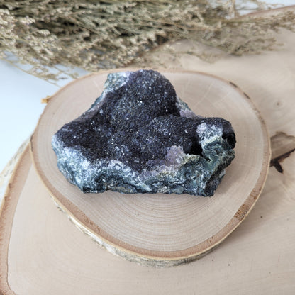 Schwarzer Amethyst 10,9 x 7,2 cm, 268g