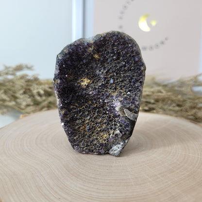 Schwarzer Amethyst 6,7 x 4,7 cm