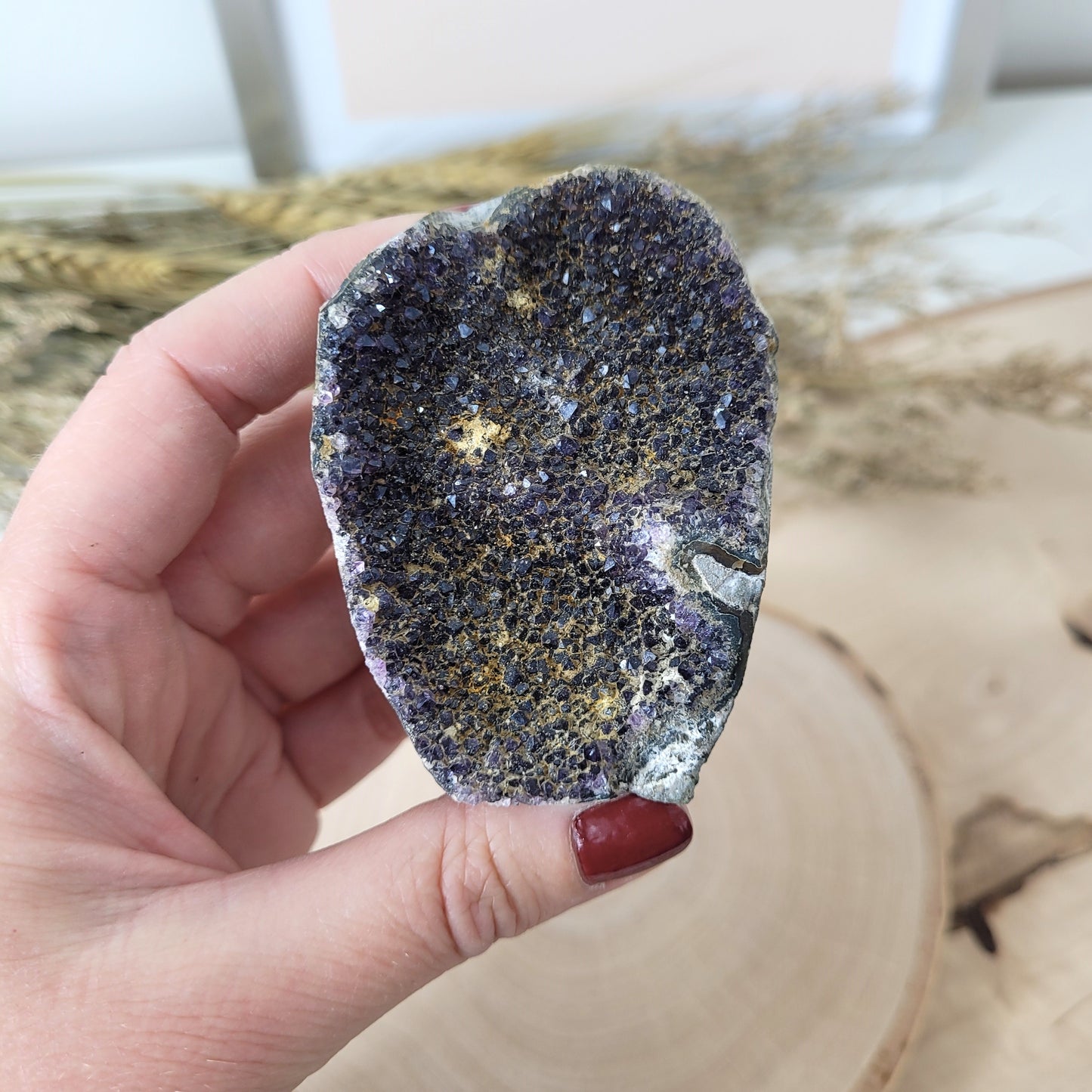 Schwarzer Amethyst 6,7 x 4,7 cm