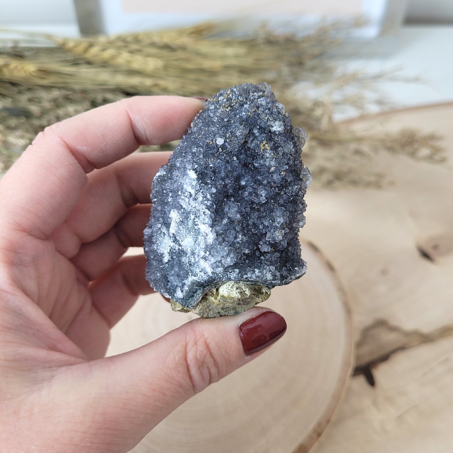 Schwarzer Amethyst 6,1 x 4 cm