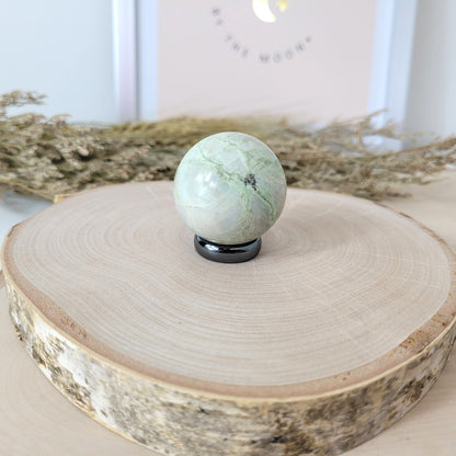 Grüner Mondstein Kugel 3,5cm Durchmesser