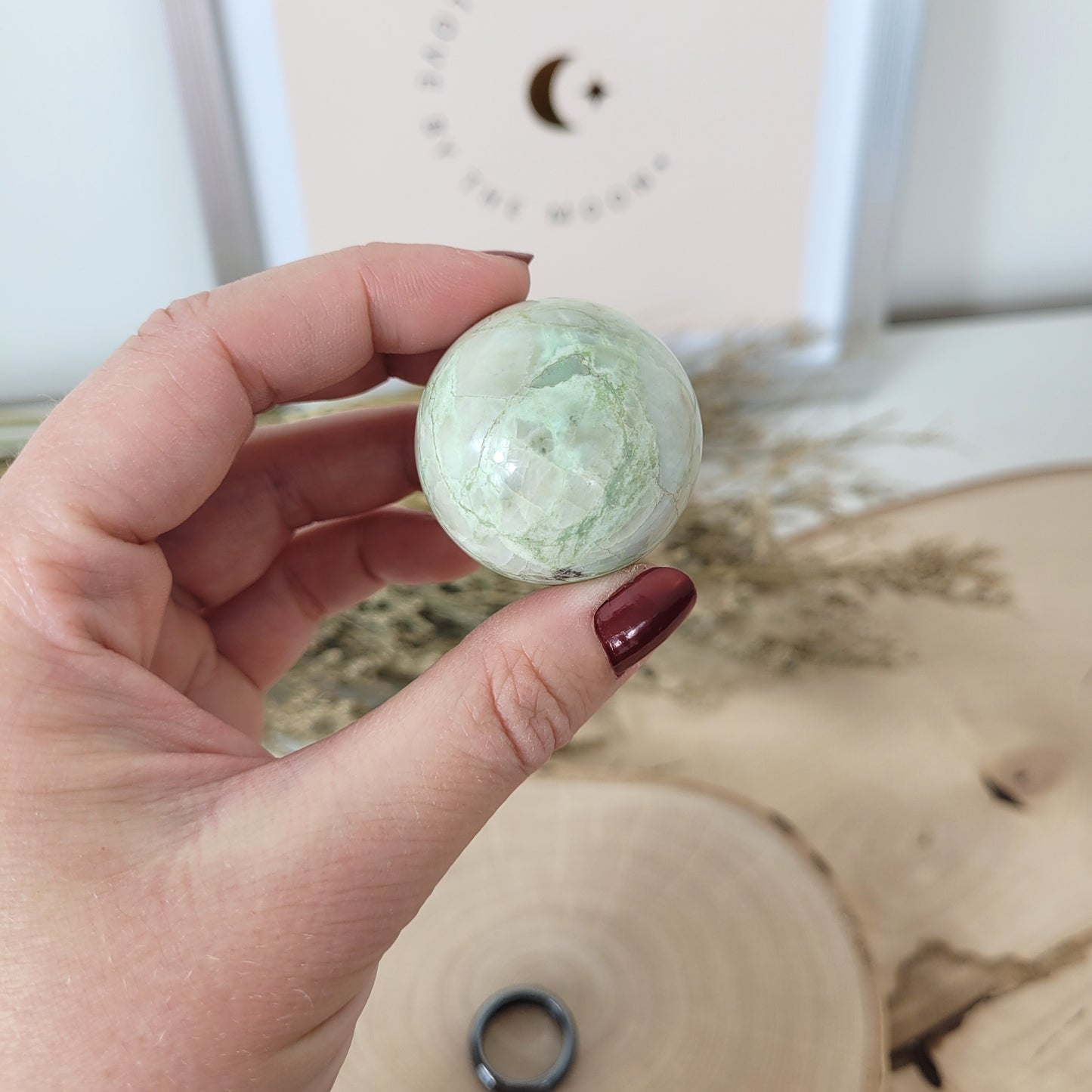 Grüner Mondstein Kugel 3,5cm Durchmesser