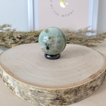 Grüner Mondstein Kugel 3,8cm Durchmesser