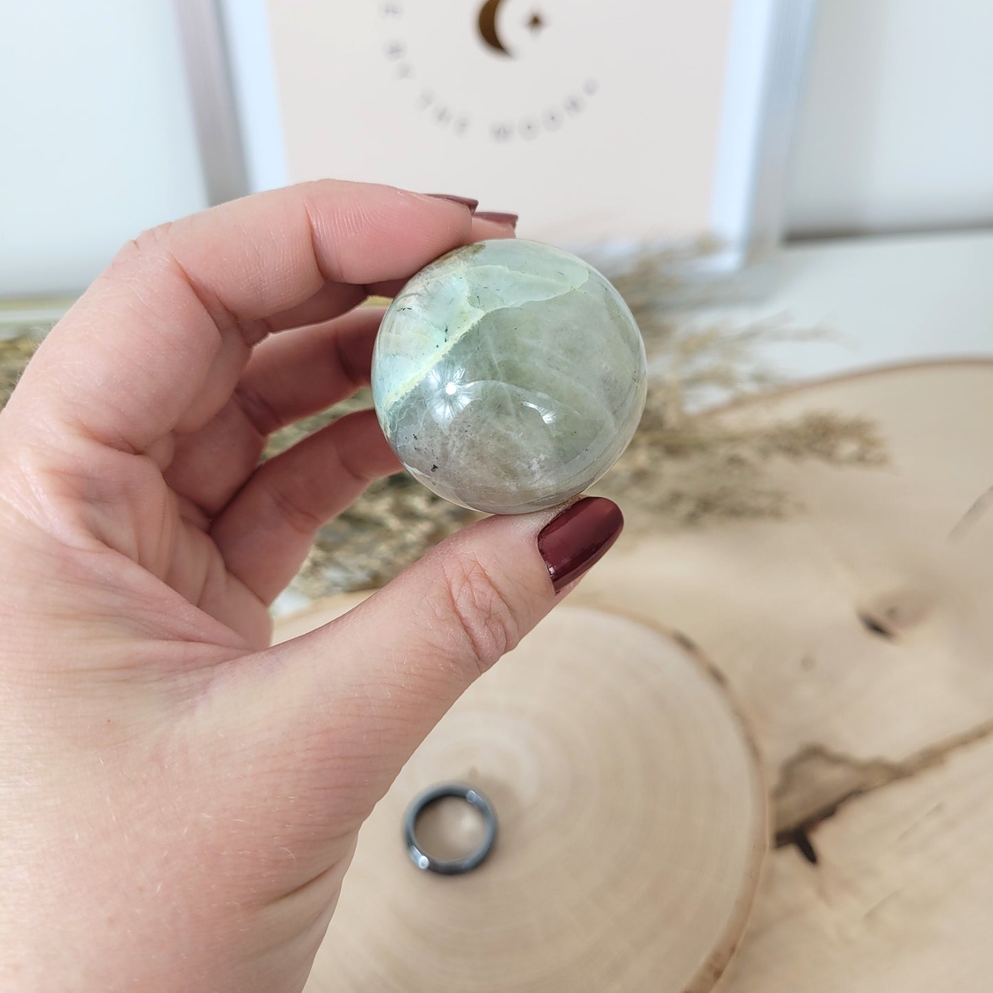 Grüner Mondstein Kugel 3,8cm Durchmesser