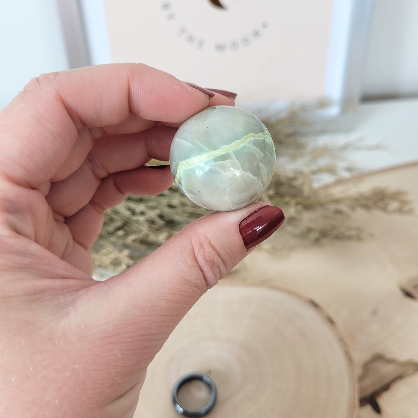 Grüner Mondstein Kugel 2,9cm Durchmesser