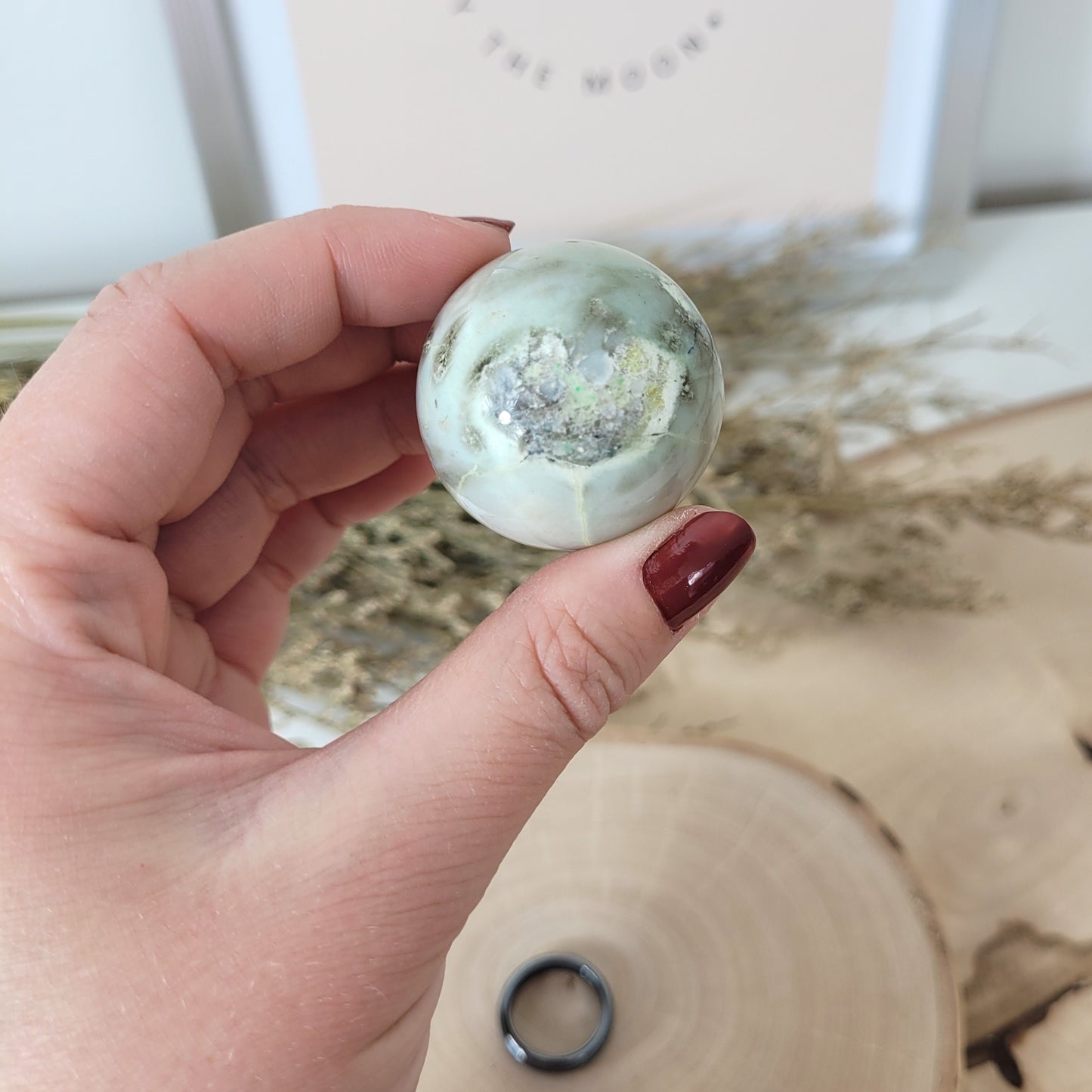 Grüner Mondstein Kugel 3,5cm Durchmesser