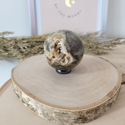 Bergkristall Opalgestein Kugel 5,4cm Durchmesser, 205g