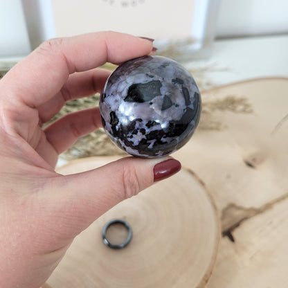 Indigo Gabbro Kugel 4,6cm Durchmesser